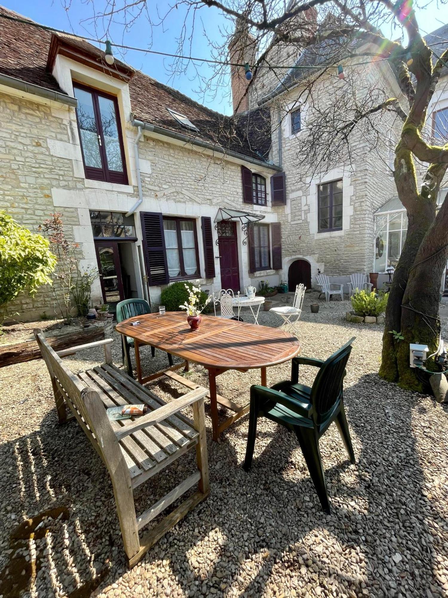 L'Escapade Place Voltaire 弗尔芒通 外观 照片
